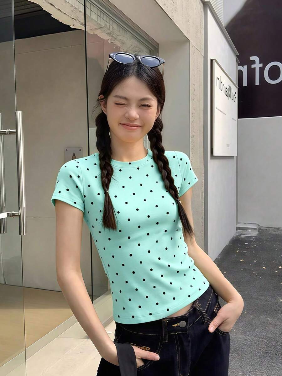 波點女款圓領短袖T恤,修身顯瘦,美式風格,百搭休閒辣妹上衣,夏季穿搭 - 波點- 薄荷綠色 - 查看 1