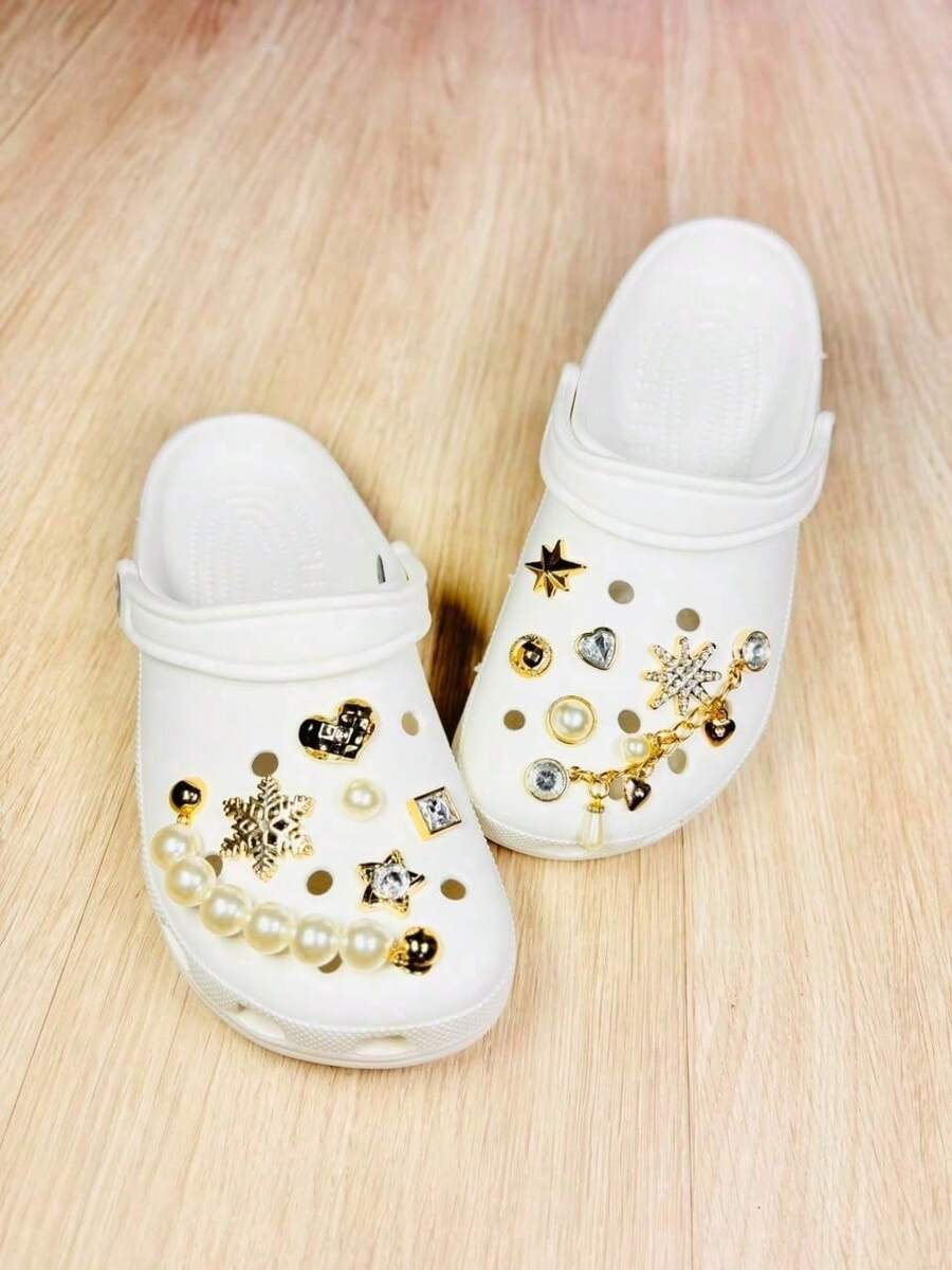 Low Croco Clog Sandal, 100% EVA, With Pendant - Soft And Comfortable. - White - View 1