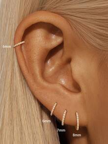 EleRunis 1 PC Boucles d'oreilles créoles Huggie en argent sterling 925 hypoallergénique avec opale classique et zircone cubique 6/7/8 mm, anneau de nez segmenté à charnière, anneau de septum clicker, anneau de nez, plaqué or 18K, petite boucle d'oreille Huggie pour cartilage, bijou de perçage pour femmes, port quotidien - Doré - Voir 3