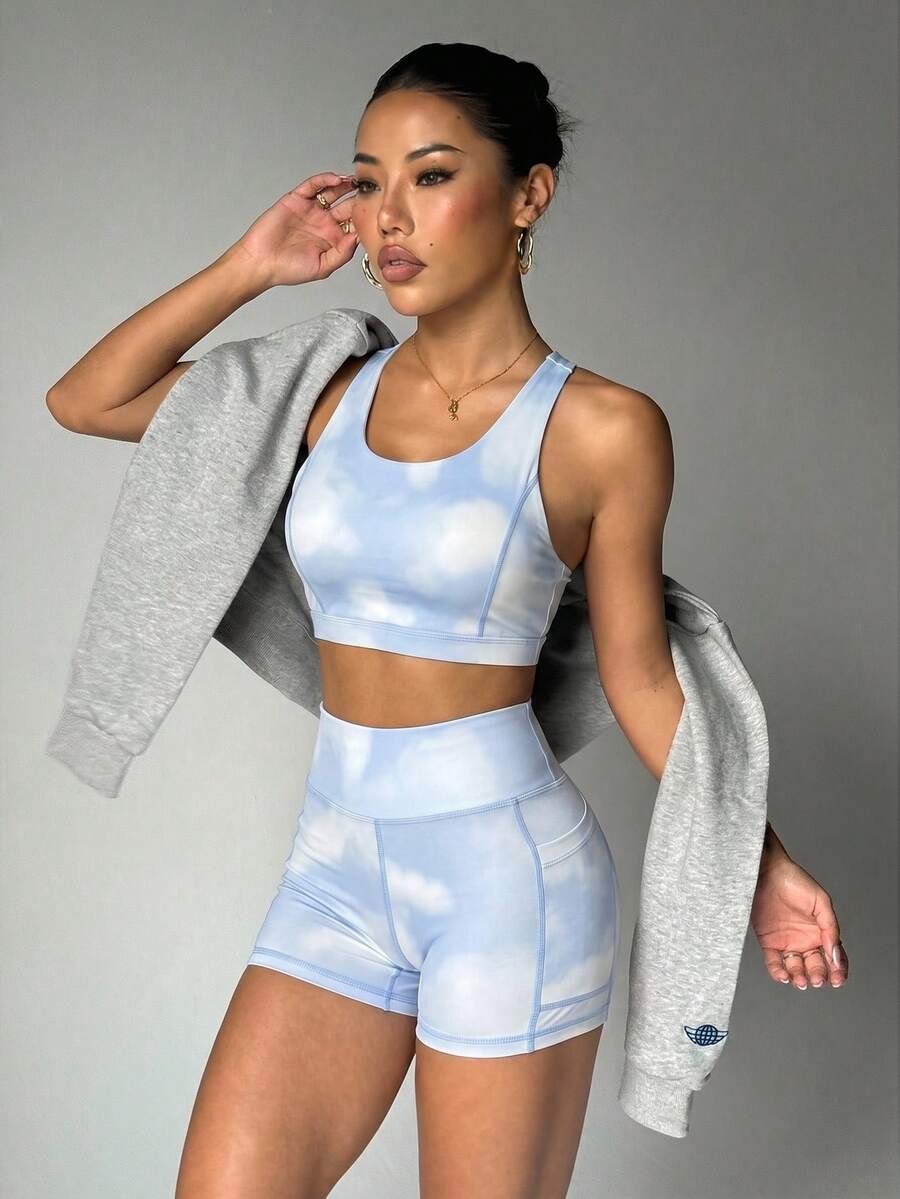 女款新款時尚細肩帶背心 + 短褲兩件套,背心附可拆式胸墊,附手機口袋運動款 - 天藍色 - 查看 1