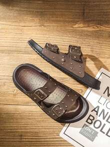 2026 Men's Brown Rivet Sandals, Fashion Double Buckle Punk Rivet Slippers, Plus Size Retro Open Toe Beach Sandals, Non-Slip Breathable Comfortable Versatile Flat Slides, Thick Sole Outdoor Flip Flops, Strap Beach Shoes - Brown - View 7