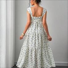 WNS Momance Vestido de maternidad con tirantes anchos, ribete de volantes, espalda con cruce y lazo, silueta ajustada en línea A, falda de varios niveles, vestido largo con estampado floral - Azul y blanco - Ver 3