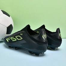 Slip-On Soccer Shoes - Unisex - Suitable For Outdoor Matches And Training - Black - View 4