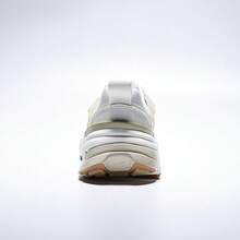 女款 W NIKE V2K RUN 運動休閒鞋 低筒 FD0736-116 - 白色 - 查看 5