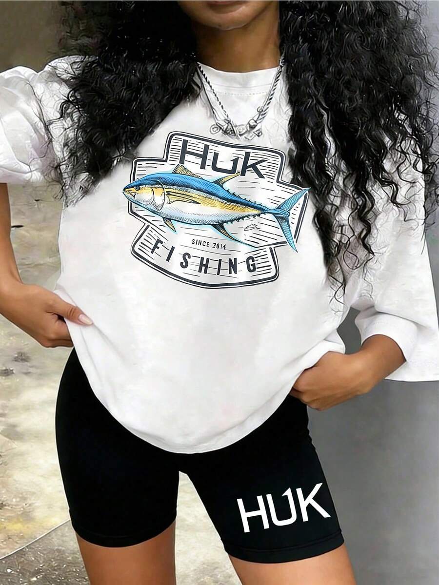 Two-Piece Set Women, HUK Fishing Tuna Fish Logo Print Loose T-Shirt + High-Waisted Cycling Shorts Set, A Casual And Versatile Round-Neck Short-Sleeved Top And Sports Shorts Set, Suitable For Fishing Trips, Outdoor Activities And Daily Wear - 白色 - 查看 1