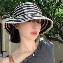 Women's UPF 50+ Striped Straw Bucket Hat, Frayed Edge Wide Brim UV Protection Sun Hat For Beach, Travel, And Outdoor Activities - 黑色 - 查看 2