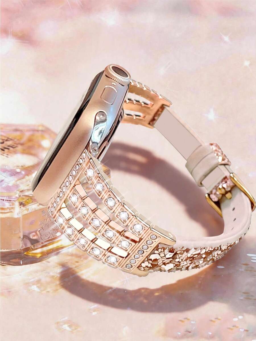 Dây đeo đồng hồ nữ tương thích 38mm/40mm/41mm/42mm/44mm/45mm/46mm/49mm, thiết kế thời trang cao cấp, phụ kiện kim loại đính đá sáng tạo màu vàng hồng, dây da mềm màu vàng hồng tương thích Ultra 3/2/1/SE/S11/S10/S9/S8/S7/S6/S5/S4/S3/S2/S1, trang trí đá kim cương sang trọng lấp lánh, phù hợp tiệc bãi biển mùa hè, dạ hội, quà tặng Ngày Nhà giáo, du lịch và nghỉ dưỡng, vòng đeo tay đồng hồ thông minh 38mm/40mm/41mm/42mm/44mm/45mm/49mm