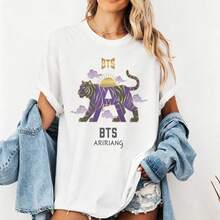 Bangtan Boys Tiger Graphic T-Shirt Officially Licensed K-Pop Arirang Themed Purple And Gold Tiger Sun Cloud Print Short Sleeve Cotton Tee - 白色 - 查看 3