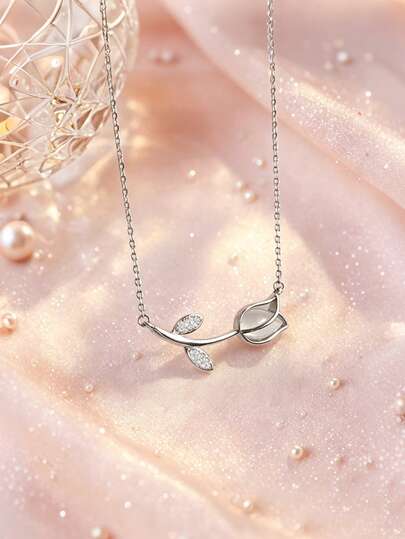 1 sợi dây chuyền bạc S925 hình hoa tulip, phong cách Mori nhẹ nhàng sang trọng ngọt ngào, thanh lịch tươi mới độc đáo, đeo xương quai xanh, phù hợp cho nữ đeo hàng ngày, phụ kiện cổ tinh tế đa năng cho các buổi tụ họp, quà tặng cá nhân hóa thời trang