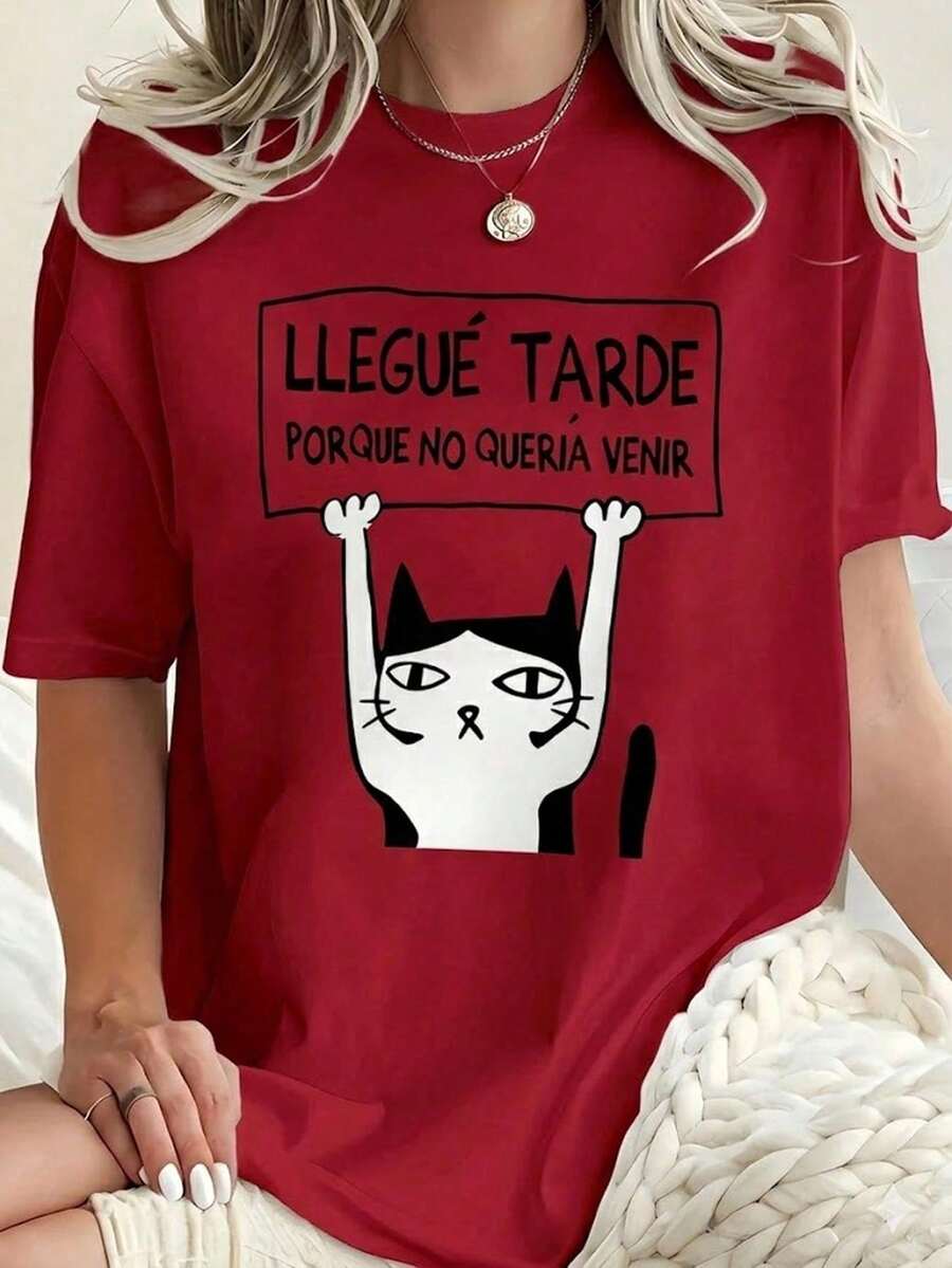 White T-Shirt With Funny Phrase "I WAS LATE BECAUSE I DIDN'T WANT TO COME" And Cat, Sarcastic Humor T-Shirt In Spanish Printed, Women's Oversized Loose Aesthetic Casual Blouse - 紅色 - 查看 1