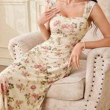 jianchaimaoyi02  Vestido ajustado con estampado floral vintage, tirantes ajustables, cintura entallada, longitud hasta la rodilla, fondo color albaricoque con flores rosas - Rosa - Ver 3