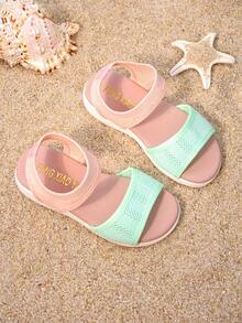 Sandalias de verano casuales lindas y dulces para niños pequeños, de tela suave con patchwork de malla de punto hueco, punta cerrada, caña baja, correa trasera con cierre de gancho y bucle, suela gruesa tipo cuña - Rosa - Ver 2