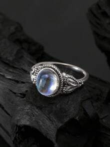 1pc Bohemian Style Silver Moonlight Color Synthetic Cubic Zirconia Ring, Oval Cut, Vintage Twisted Rope Edge, Heart-Shaped Setting. Fashionable Versatile Women's Ring. No Gift Box Included. - Silver - View 6