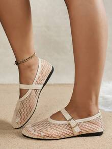 Spring/Summer Diamond Lattice Fashion Cut-Out Mary Jane Outdoor Shoes - Beige - View 3