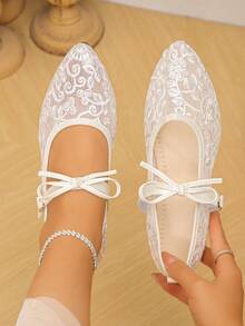 White Floral Pattern - Bow