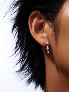 ConiiW A Pair Of Elegant 925 Sterling Silver Moissanite Earrings With A Stylish And Unique Tassel Design, Perfect For Parties, Dates, Or As A Gift. - Gold - View 4
