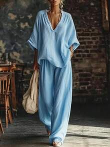 Plus Size Solid Color V-Neck Loose Top & Wide Leg Pants Two-Piece Set For Women - 藍色 - 查看 1