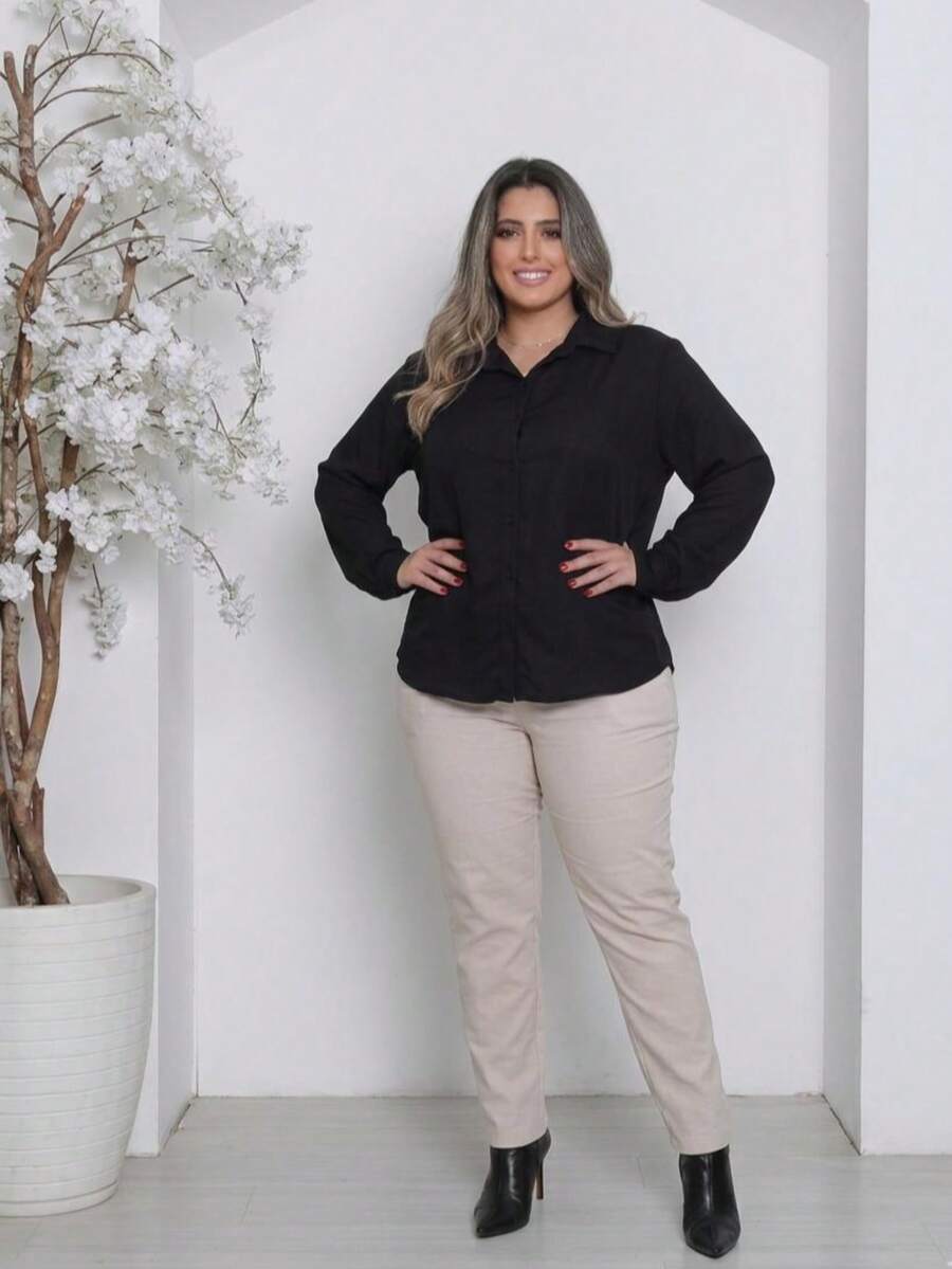 Women's Plus Size Plain Collared Dress Shirt With Long Sleeves - 黑色 - 查看 1