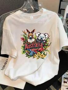 Camisa de manga corta y cuello redondo para mujer con el logo australiano. Presenta un estampado de dos vacas y una mariposa, ideal para todas las estaciones. - Blanco - Ver 1