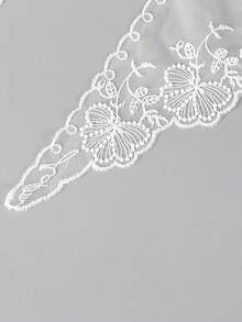 1件女款刺繡優雅三角披肩，柔軟花卉刺繡三角披肩，腰巾披肩雙用，溫柔風格外套，復古藝術外套披肩，女款通勤極簡配件 - 白色-SJJ123 - 查看 7