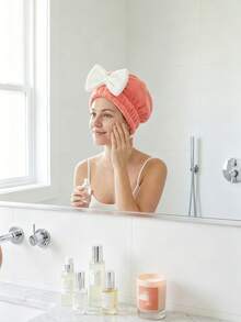 This Hair Drying Cap Is Quick-Drying, Features A Cute Bow Design, And Is Highly Absorbent And Quick-Drying. It Easily Wraps Around Long Hair, Preventing Heat Damage From A Hairdryer, And Is Comfortable To Wear. - Multiple Styles - View 3
