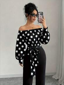 Elegant Women's Off-Shoulder Blouse With Polka Dots And Front Bow - Puff Sleeves, Round Neck, White, Machine Washable, Ideal For Casual Or Semi-Formal Wear In All Seasons - 黑色 + 淺白色 - 查看 3