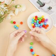 120顆 12/15mm 矽膠珠，隨機混色 - DIY 手工套件，適用於項鍊、手鍊、鑰匙圈、手機吊飾等 - 彩色 - 查看 7