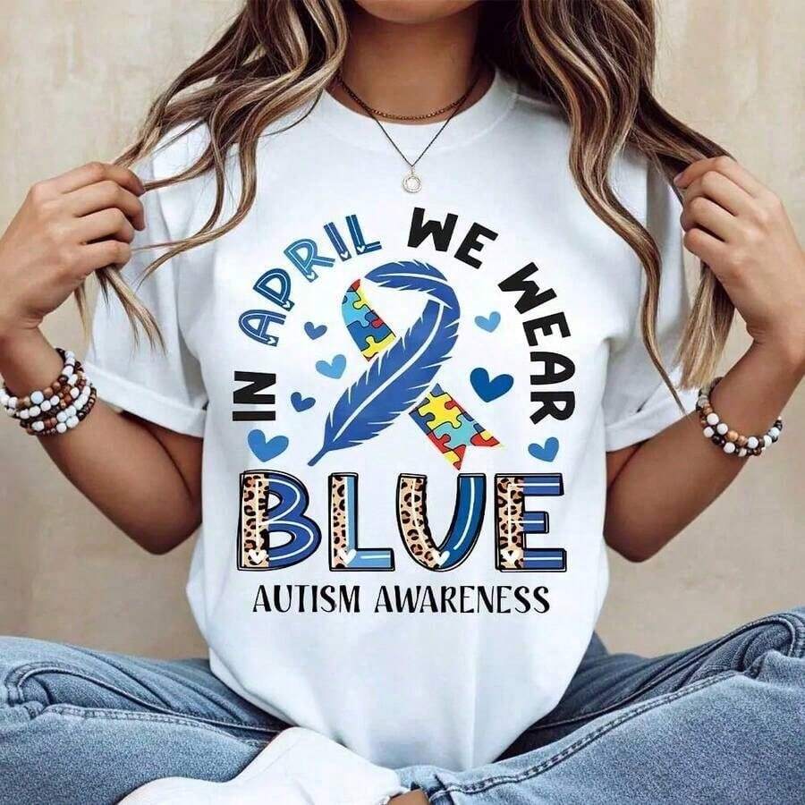 In April, We Wore The Blue Autism Awareness Ribbon And The Puzzle Piece Print T-Shirt. This Casual, Crew-Neck, Short-Sleeved T-Shirt For Women Is Perfect For Autism Awareness Month In The Summer. Breathable And Comfortable, This T-Shirt Is Made Of Pure Cotton, Making It Soft And Comfortable Against The Skin. - 白色的 - 查看 1