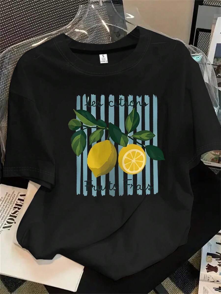 Top de mujer de manga corta y cuello redondo con fondo de rayas y estampado de limones, apto para todas las estaciones. - Negro - Ver 1