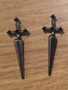 2件裝龐克中性黑色水晶劍形耳環，復古尖耳飾品，哥德式劍形吊墜耳環，適合萬聖節派對、Cosplay、舞台表演服裝搭配，送給朋友和家人的絕佳禮物 - 彩色 - 查看 13