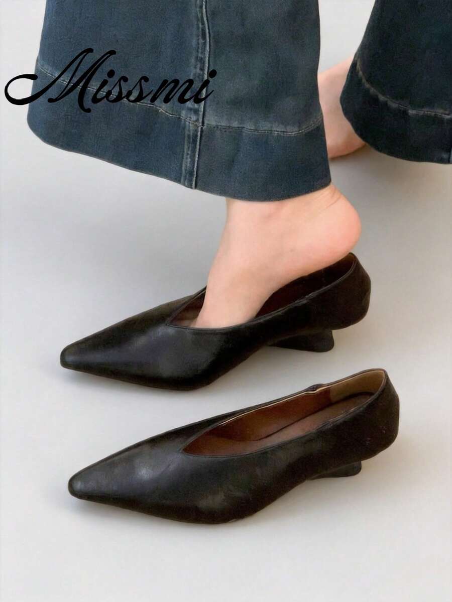 女款復古高級尖頭粗跟皮鞋，新款百搭舒適通勤晚宴風女鞋 - 黑色 - 查看 1