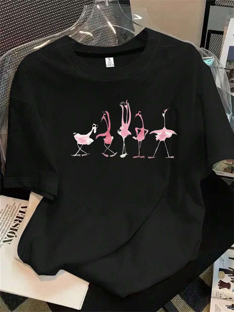 Top de mujer de manga corta y cuello redondo con estampado de llamas rosas, ideal para todas las estaciones. - Negro - Ver 1