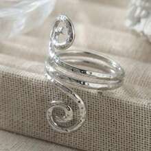 Vintage Punk Asymmetrical Hollow Round Silver Ring, Minimalist Handmade For Women, Simple Round Line Ring, Party Jewelry Gift - Silver - View 4