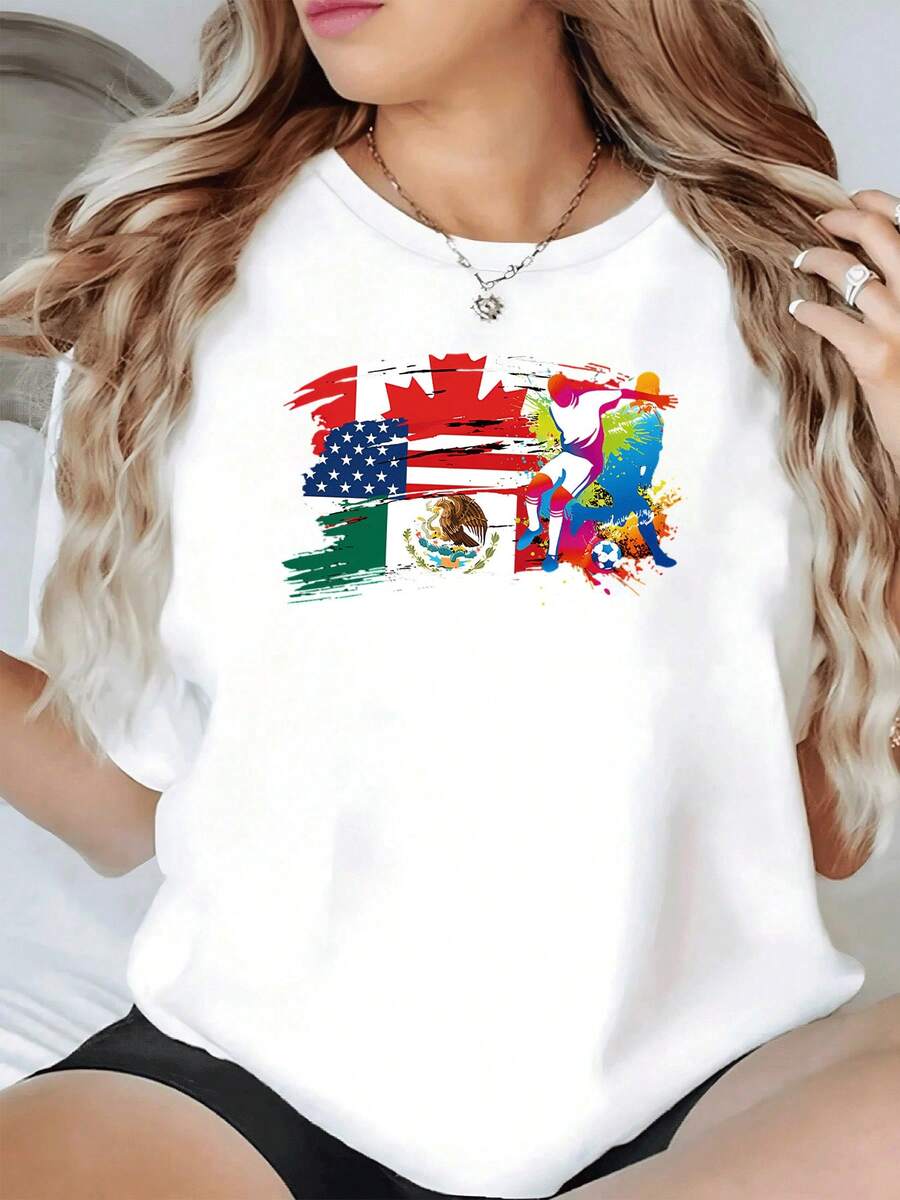 Fashionable Flags Of The United States, Canada, And Mexico Fused With Soccer Players In Bright Colors Symbolizing Unity, Sporting Passion, And Vibrant Energy. A Modern And Comfortable Casual Women's T-Shirt. New Summer Women's T-Shirt, Casual And Comfortable Crew Neck Top - 白色的 - 查看 1