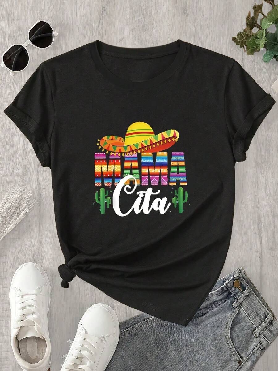 Top de mujer de manga corta y cuello redondo con la imagen de un sombrero mexicano y un estampado de cactus de fondo, apto para todas las estaciones. - Negro - Ver 1