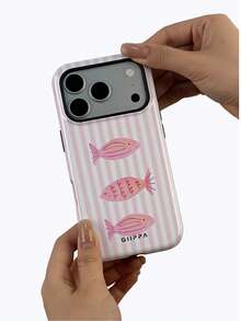GIIPPA 1個淡粉色條紋底色配粉色魚圖案設計，Phone 17 Pro Max 手機殼，相容於 Phone 16 Pro Max、15 Pro Max、14 Pro Max、11/12/13/14/15/16 Pro Max Plus，韓式高端時尚趣味手機殼，優雅設計適合男女，聖誕節、情人節、復活節、婚禮季和生日送女友的完美禮物！ - 粉色 - 查看 4