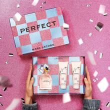 Marc Jacobs Perfect Eau De Parfum Spray 100ml Gift Set (Worth £150) - Feminine - View 3
