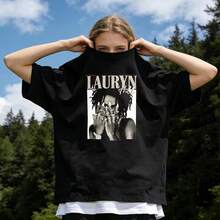 Sommerkleidung für Frauen aus weicher Baumwolle, lässiges T-Shirt mit Rundhalsausschnitt, legendäre Sängerin Lauryn Hill und Porträt-Muster-Muster. - Schwarz - Übersicht 1