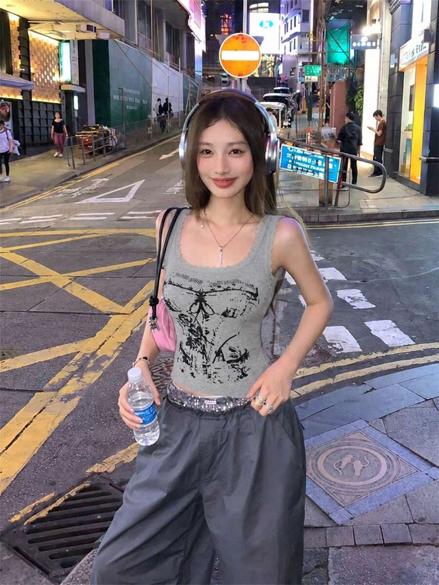 2026 Y2K復古可愛美學女款方領蕾絲飾邊無袖修身針織背心,蝴蝶印花休閒甜美性感街頭風針織上衣,適合日常穿著、約會、週末派對、音樂節、開學季,春夏秋季 - 灰色 - 查看 1