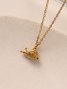 1pc Stainless Steel Exquisite Snail Pendant Necklace Animal Pendant Necklace Collarbone Necklace For Women - Gold - View 3