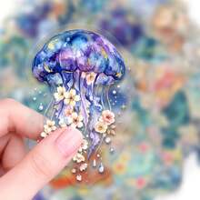 50 pièces Autocollants de vie marine et florale à l'aquarelle, motifs de méduses et de poissons, autocollants transparents en PET amovibles sans résidus, convenant pour coque de téléphone, tablette, réfrigérateur, skateboard et trottinette électrique, cadeau de rentrée scolaire - Multicolore - Voir 1