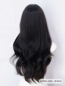 alicegarden Wig sintetis sepanjang 28 inci dengan gaya bergelombang alami berwarna hitam yang menawan. Desain belahan tengah, wig palsu ini sangat cocok untuk penggunaan sehari-hari wanita, menawarkan wig alami dan tahan lama sebagai hadiah untuk para wanita. (Tidak termasuk aksesoris) - Hitam - View 3