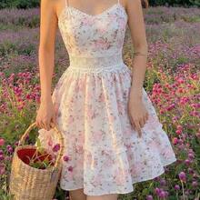 MOD Vestido mini elegante de verano con tirantes finos, encaje, parches y pliegues con estampado floral diminuto AG - Rosa - Ver 6
