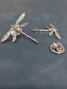 2pcs "Simple Dragonfly-Themed Pin Buckle, Exquisite 3D Dragonfly Pin Buckle, A Small Decorative Accessory, Suitable For Clothing And Bags, Suitable For All-Season Commuting, Travel Souvenir Gift, Fashionable Accessory, Elegant, Luxury Accessory " - Multicolor - View 8