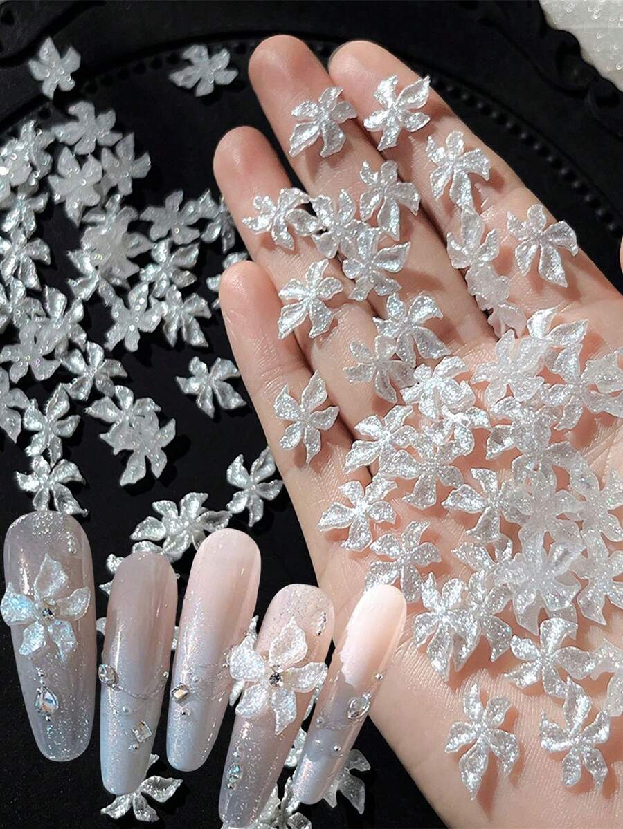 50入/組 3D白色亮片花朵美甲飾品，亮面五瓣花美甲水鑽，優雅花卉設計適用於春夏新娘婚禮美甲，女性與女孩DIY美甲用品