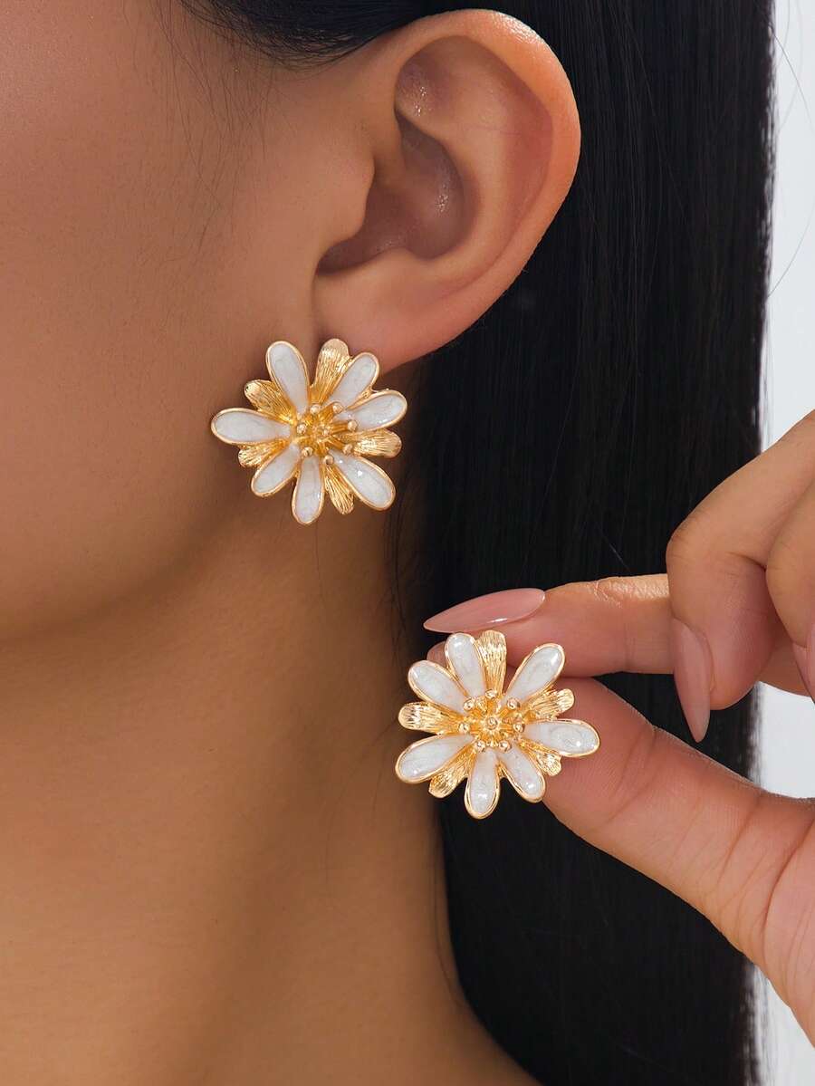 1 Pair Fresh Sweet Handmade Oil Drip Flower Summer Beach Vacation Commute Elegant High-End Women's Stud Earrings - Multicolor - View 1