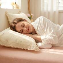 2pcs Soft Breathable Skin-Friendly Durable Pillowcase Set, Exquisite Edging, Minimalist Home Decor, Suitable For All Seasons - White - View 2