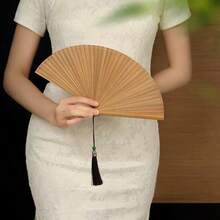 1件手工復古中式竹扇 - 由高品質天然材料製成，時尚配件適合女性，精美葉子設計，可在炎熱和寒冷天氣中使用，適合休閒和正式場合，優雅文化風格，夏季清涼，送給好朋友的禮物，聖誕禮物，婚禮禮物，家居裝飾，尺寸適中，易於存放 - 18cm全竹扇 - 查看 11
