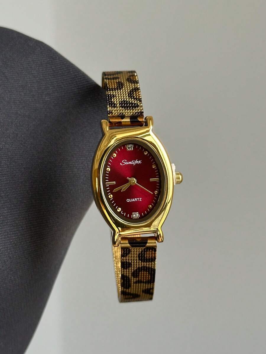 1pc Women's Oval Silver-Black Square Gold-Tone Dial Quartz Casual Watch, Suitable For Daily Wear - Red - View 1