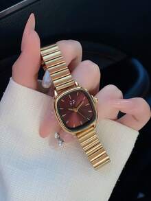 This Classic Women's Quartz Watch Is Elegant And Generous, Suitable For Daily Wear And Commuting, And Is Also An Ideal Gift. - Gold - View 3